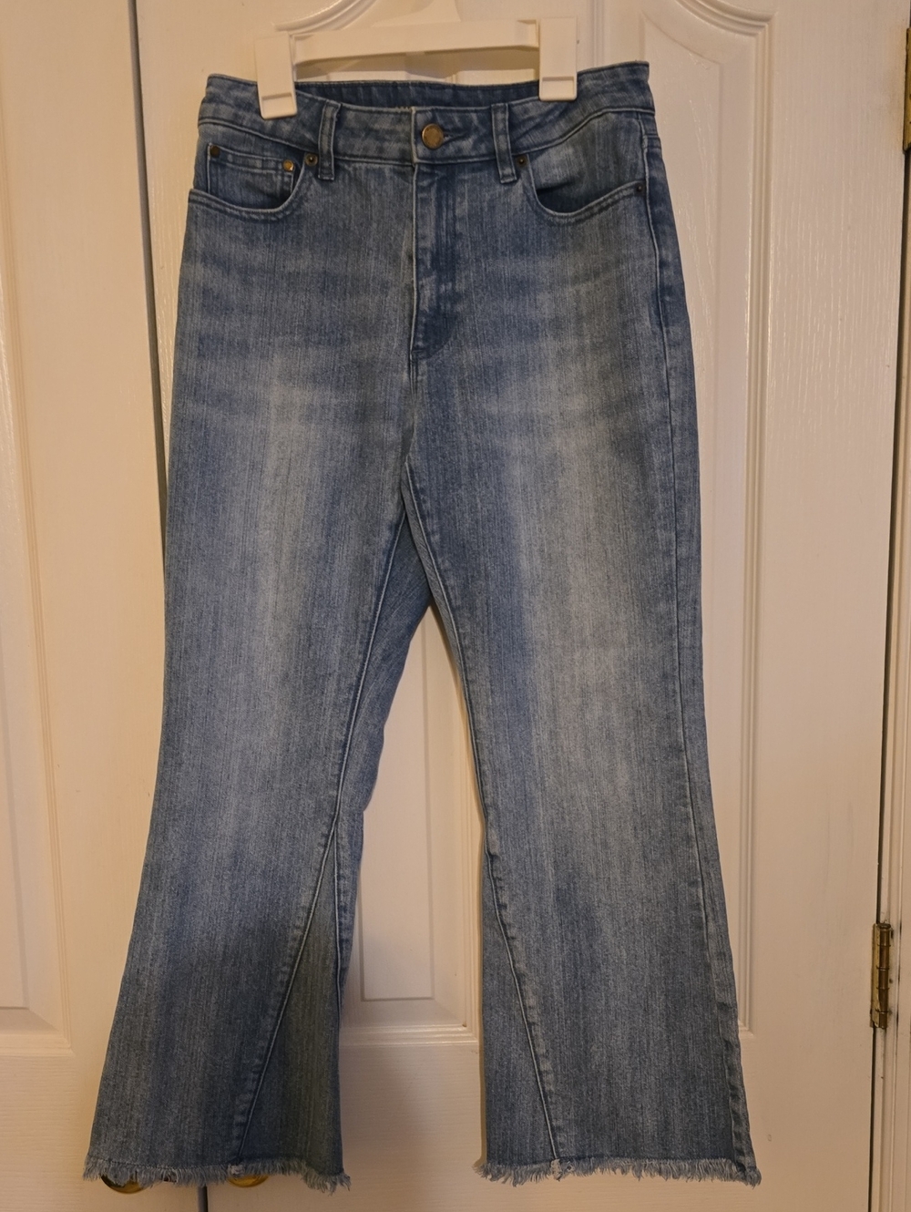 Michael Kors Crop Flare Seam Front Denim Jeans Frayed Hem Light Wash 4